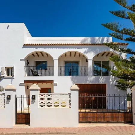 Luna Ibiza Centre 8 Pax Puig D’en Valls