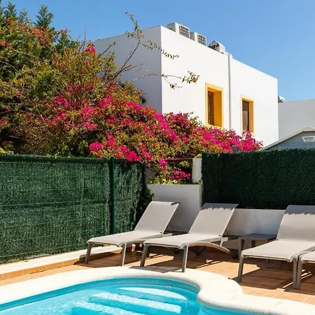 Luna Ibiza Centre 8 Pax Villa *