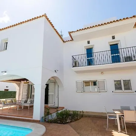 Villa Luna Ibiza Centre 8 Pax *